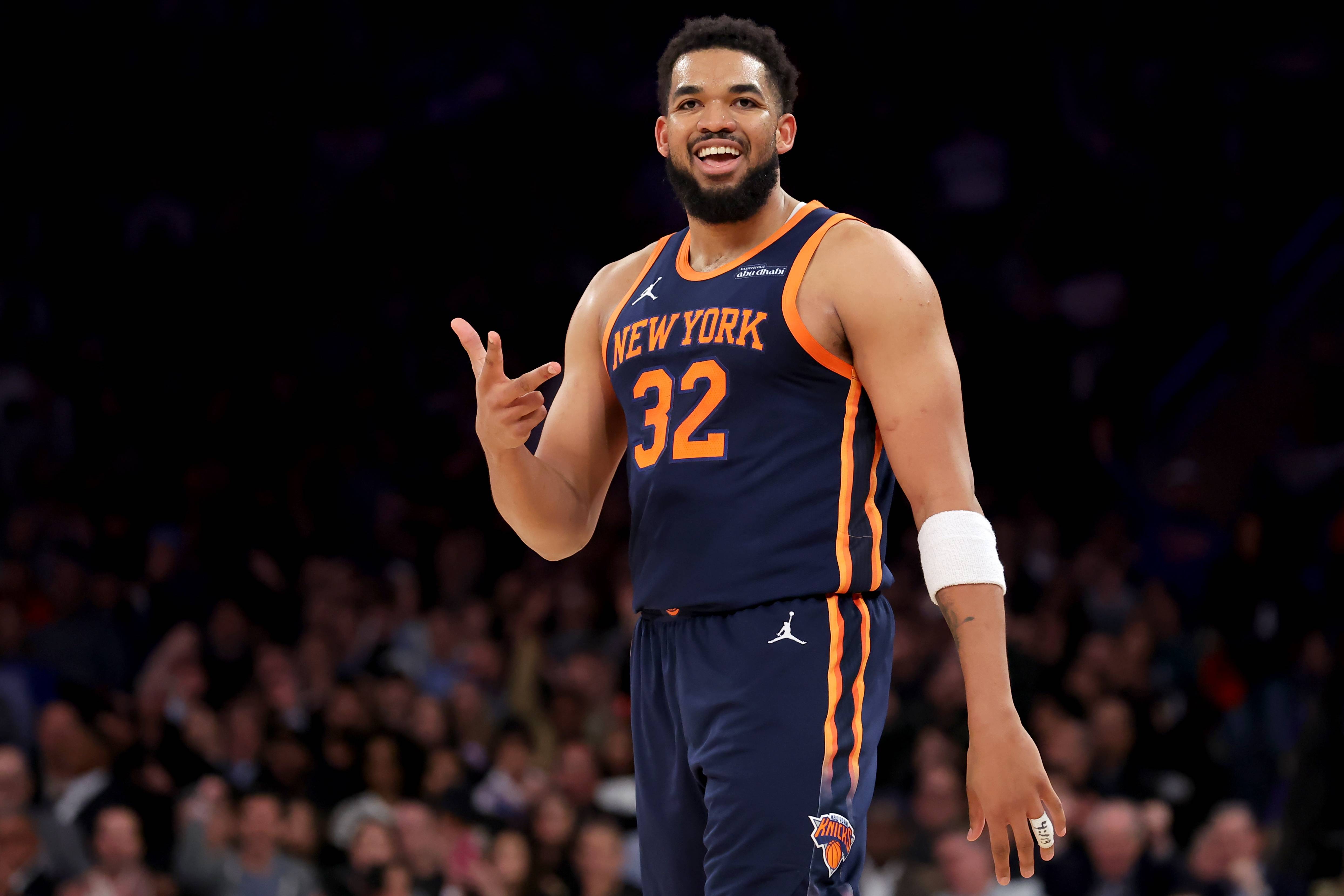 关于波尔图训练开放日，冲刺阶段篮板制胜引欢呼，NBA常规赛在即，身体对抗强度拉满的信息-开云