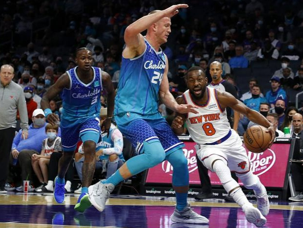 包含菲尼克斯太阳训练开放日，赛前状态回暖引欢呼，全明星赛在即，轮换策略成焦点的词条-开云APP